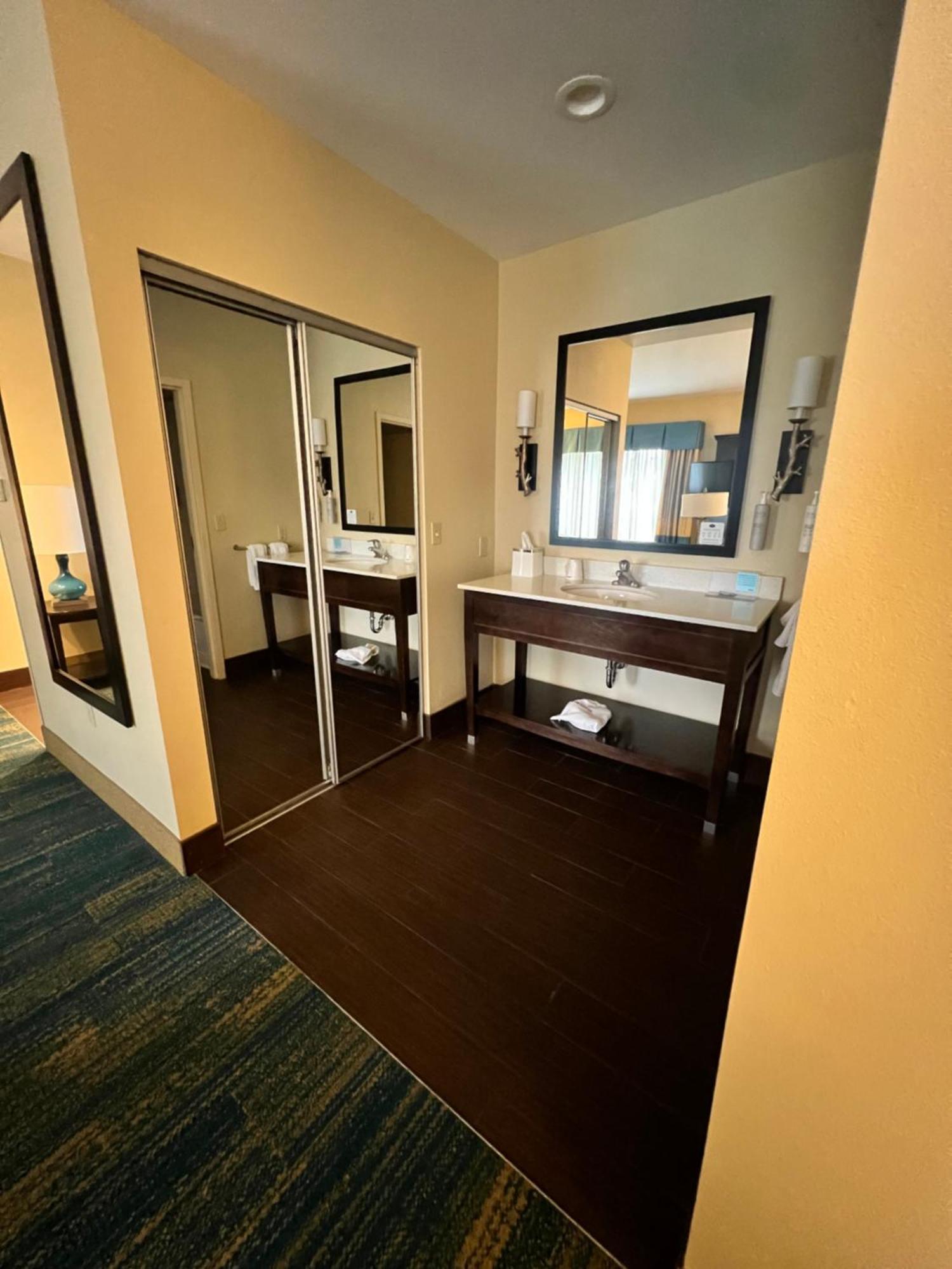 Hampton Inn & Suites Stroudsburg Bartonsville Poconos Eksteriør bilde